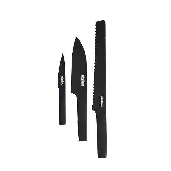 Picture of Pure Black Knifes